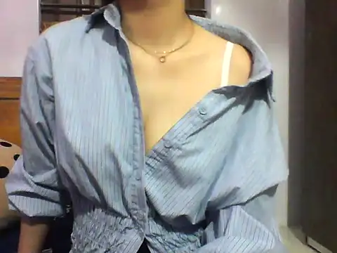 NinaKey online show from March 28, 2026, 8:37 am