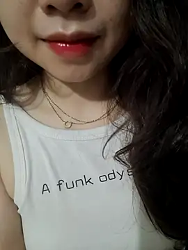 Snapshot of NinaKey chatting on March 2, 2026, 7:48 am NinaKey online show from March 2, 2026, 7:48 am