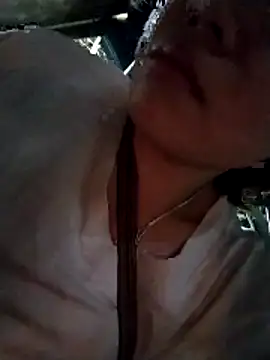 Snapshot of Bella-222 chatting on March 2, 2026, 6:36 am Bella-222 online show from March 2, 2026, 6:36 am