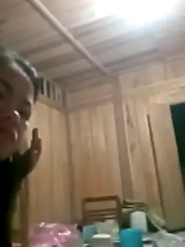 Snapshot of emlylyxinh chatting on February 15, 2026, 7:13 pm emlylyxinh online show from February 15, 2026, 7:13 pm