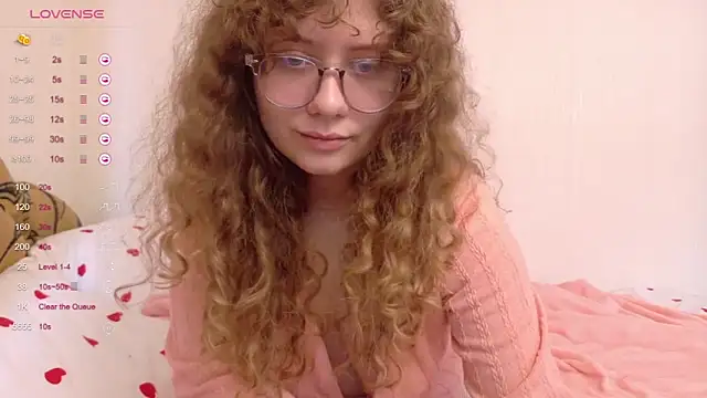 Snapshot of Milounee chatting on March 6, 2026, 8:20 am Milounee online show from March 6, 2026, 8:20 am