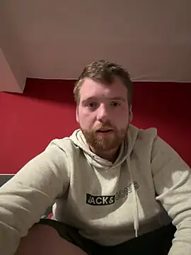 DasmannlicheModel online show from April 23, 2026, 7:48 pm