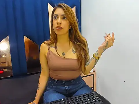 Snapshot of allysonrouseRx chatting on March 26, 2026, 3:05 am allysonrouseRx online show from March 26, 2026, 3:05 am