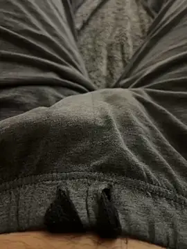 Snapshot of watxhe chatting on February 28, 2026, 10:42 pm watxhe online show from February 28, 2026, 10:42 pm