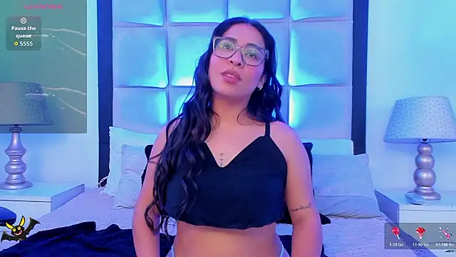 SussyFox online show from February 8, 2026, 8:12 am