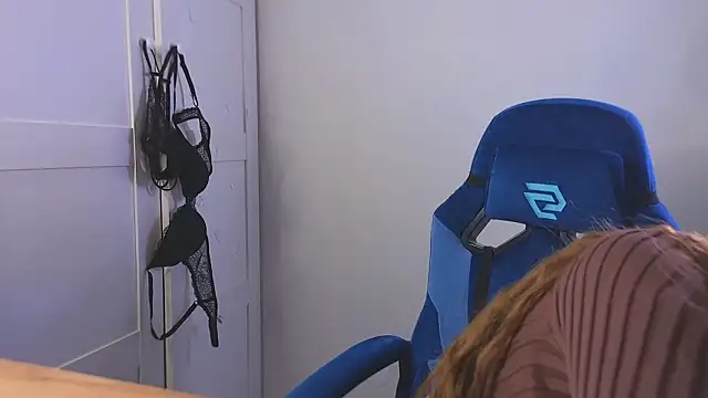 nikapie online show from February 3, 2026, 6:22 am