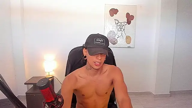 Snapshot of paisa_hotx chatting on February 13, 2026, 4:07 pm paisa hotx online show from February 13, 2026, 4:07 pm