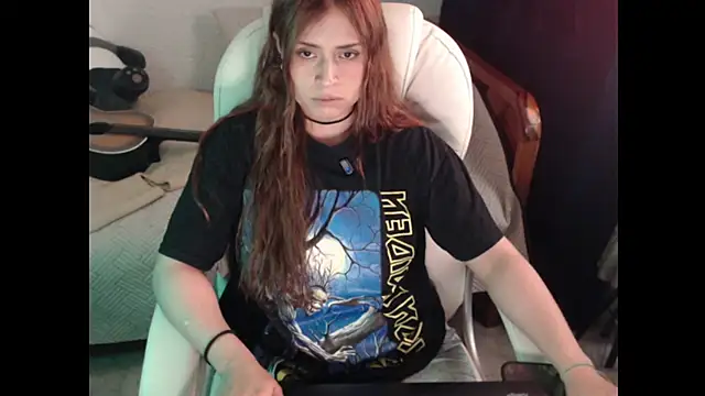 Lametaleralatina online show from February 24, 2026, 3:35 pm