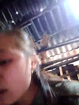 Snapshot of alex_callmemaybe69 chatting on February 4, 2026, 5:02 am alex callmemaybe69 online show from February 4, 2026, 5:02 am