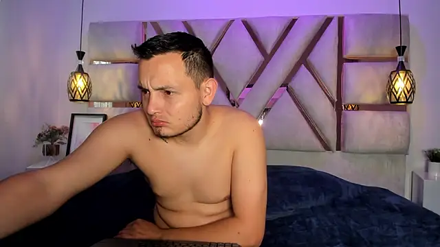 Snapshot of nilaynoa chatting on March 2, 2026, 12:01 pm nilaynoa online show from March 2, 2026, 12:01 pm