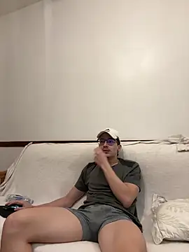 hungtwinkBR online show from July 1, 2026, 12:22 am