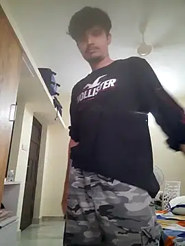 Snapshot of Sreekumar2848 chatting on March 20, 2026, 11:44 am Sreekumar2848 online show from March 20, 2026, 11:44 am