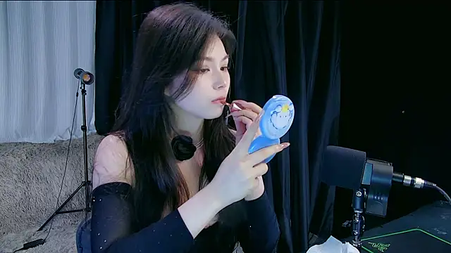 yoyo-o88 online show from April 11, 2026, 10:30 am