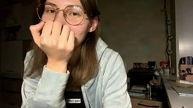 Miaaa Moon online show from February 11, 2026, 4:40 pm