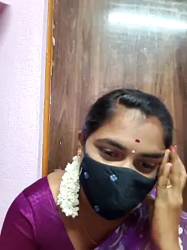 Tamil Hot Shana online show from April 12, 2026, 4:54 pm