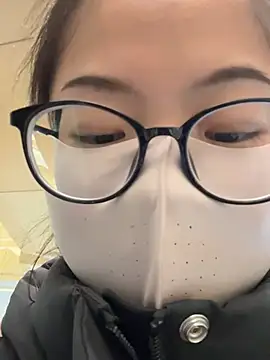 xinxin201201 online show from March 29, 2026, 6:59 am