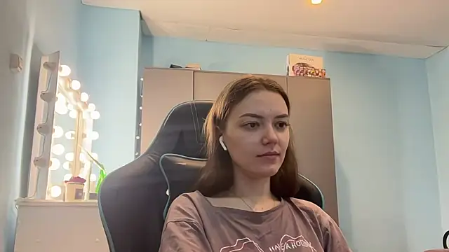 AndreeMerryman online show from March 30, 2026, 12:12 am