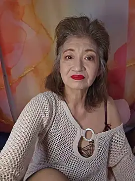 URAN429 online show from June 12, 2026, 5:49 am