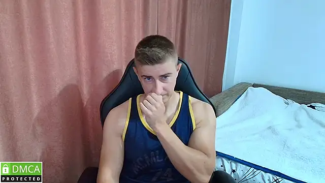 Snapshot of TodMusclePower9 chatting on June 19, 2026, 6:52 am TodMusclePower9 online show from June 19, 2026, 6:52 am