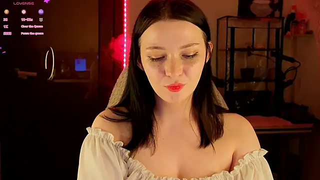 Snapshot of Doll_lira chatting on February 17, 2026, 9:56 pm Doll lira online show from February 17, 2026, 9:56 pm