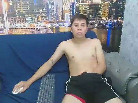 Snapshot of santiago_xxxcol chatting on February 2, 2026, 11:15 pm santiago xxxcol online show from February 2, 2026, 11:15 pm