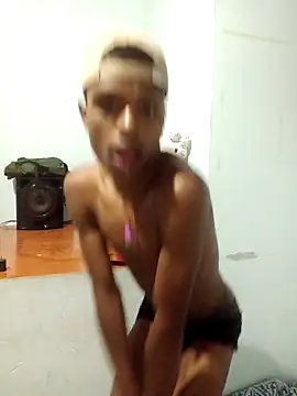 Snapshot of suckdream chatting on February 5, 2026, 1:23 am suckdream online show from February 5, 2026, 1:23 am