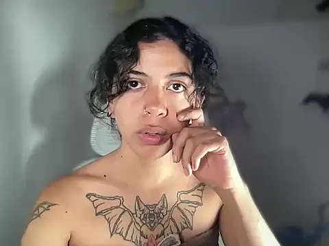 Snapshot of Antonia-bloom chatting on March 3, 2026, 4:19 am Antonia-bloom online show from March 3, 2026, 4:19 am