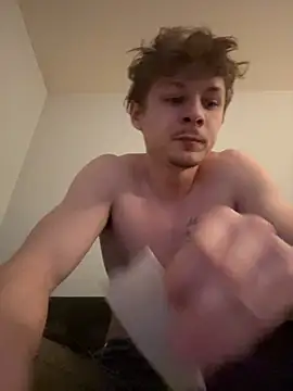 Snapshot of Lucas328706 chatting on February 2, 2026, 7:29 am Lucas328706 online show from February 2, 2026, 7:29 am