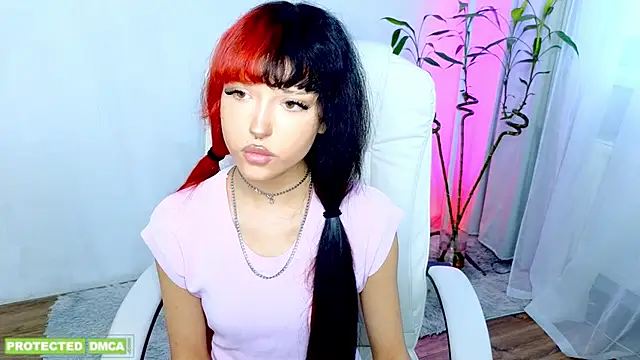 Snapshot of __Amiraa chatting on March 3, 2026, 11:28 am Amiraa online show from March 3, 2026, 11:28 am