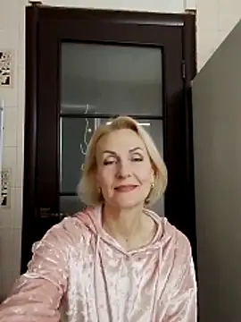 Snapshot of MichelleSolis chatting on February 17, 2026, 11:07 am MichelleSolis online show from February 17, 2026, 11:07 am