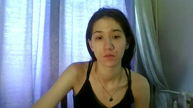NickiKisinger online show from July 18, 2026, 7:28 am