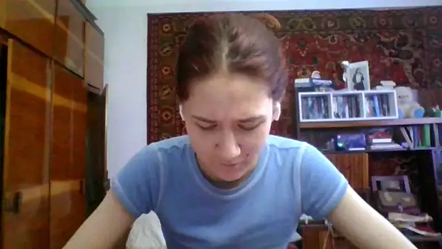 NickiKisinger online show from March 18, 2026, 5:10 am