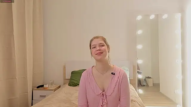 flowernnet online show from March 11, 2026, 2:27 am