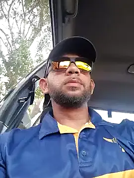 Snapshot of FetedPretence chatting on February 6, 2026, 7:10 pm FetedPretence online show from February 6, 2026, 7:10 pm