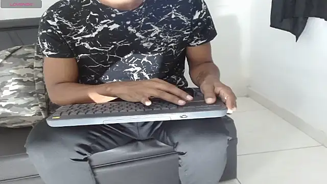 Snapshot of Jeff_Brown77 chatting on March 3, 2026, 12:01 pm Jeff Brown77 online show from March 3, 2026, 12:01 pm