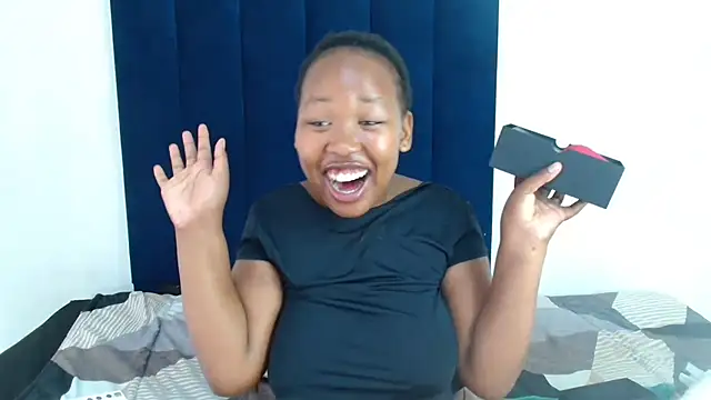 Snapshot of Lissa_27 chatting on February 23, 2026, 8:37 am Lissa 27 online show from February 23, 2026, 8:37 am