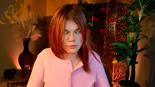 Snapshot of EllieFoxy chatting on March 1, 2026, 9:15 pm EllieFoxy online show from March 1, 2026, 9:15 pm