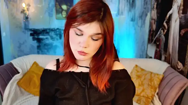 Snapshot of EllieFoxy chatting on February 1, 2026, 6:11 am EllieFoxy online show from February 1, 2026, 6:11 am