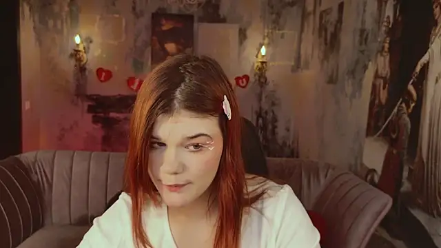 Snapshot of EllieFoxy chatting on February 14, 2026, 9:59 pm EllieFoxy online show from February 14, 2026, 9:59 pm