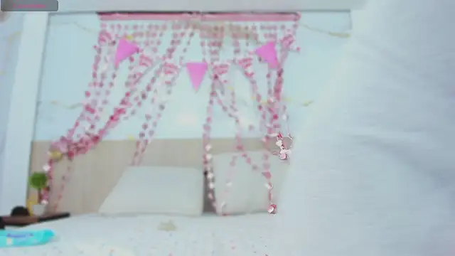 Snapshot of rebecca_ponce_ chatting on February 13, 2026, 6:52 pm rebecca ponce online show from February 13, 2026, 6:52 pm