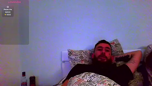 inktattoo42 online show from February 14, 2026, 9:59 pm