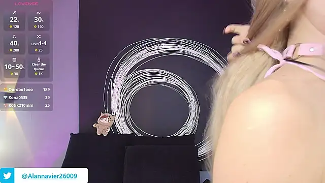 Snapshot of AlannaViera chatting on March 2, 2026, 5:08 am AlannaViera online show from March 2, 2026, 5:08 am