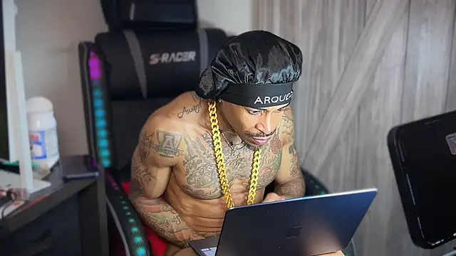 StillArQuez online show from June 5, 2026, 4:06 am