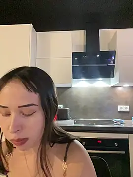 Just-Lilly online show from March 10, 2026, 10:47 pm