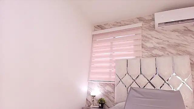 ivanna vg online show from February 13, 2026, 7:25 pm