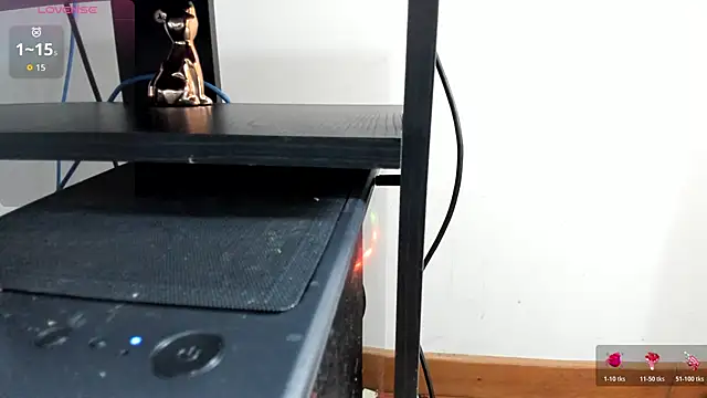 Lucia velez online show from February 15, 2026, 2:23 am