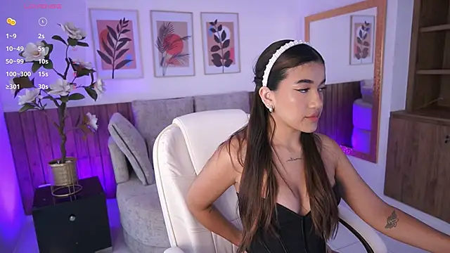 IvyGrabes online show from April 8, 2026, 7:04 pm