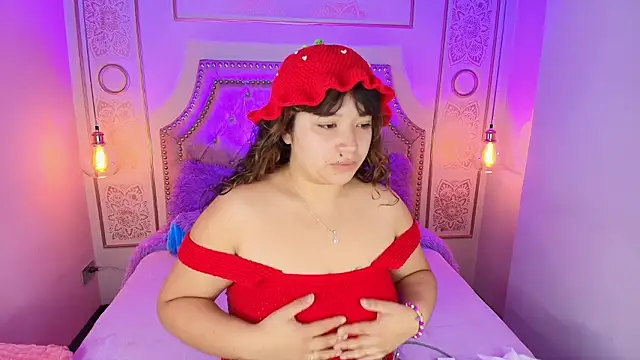 Snapshot of Honny_Blaice_ chatting on February 14, 2026, 12:16 pm Honny Blaice online show from February 14, 2026, 12:16 pm