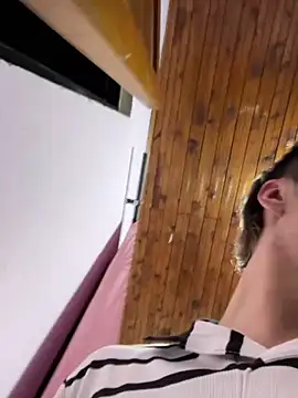 AlexanderCollman2 online show from April 9, 2026, 8:53 am