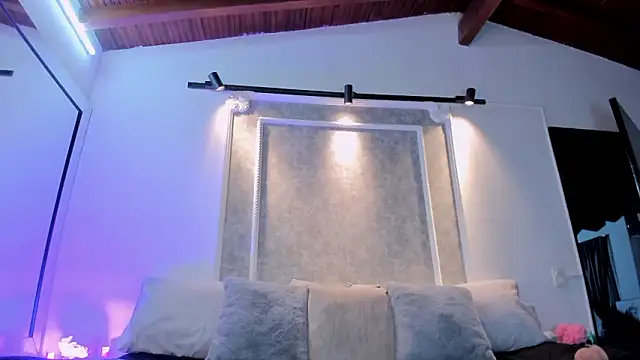 Snapshot of celestesun23 chatting on February 26, 2026, 12:10 am celestesun23 online show from February 26, 2026, 12:10 am